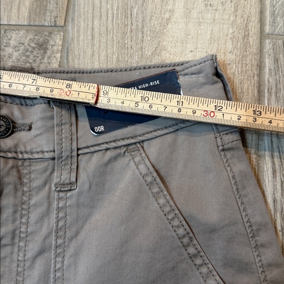 Hollister High Rise Baggy Cargo Pants Woman’s 00R Waist 24R NWT - Picture 6 of 11